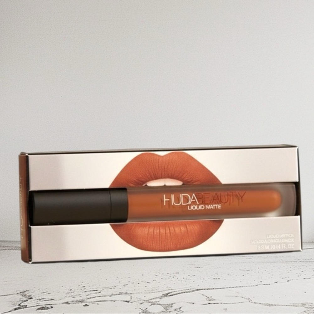 Huda Beauty Liquid Matte Lipstick 💋 | Shade: Girlfriend | 4.2 ml | NIB